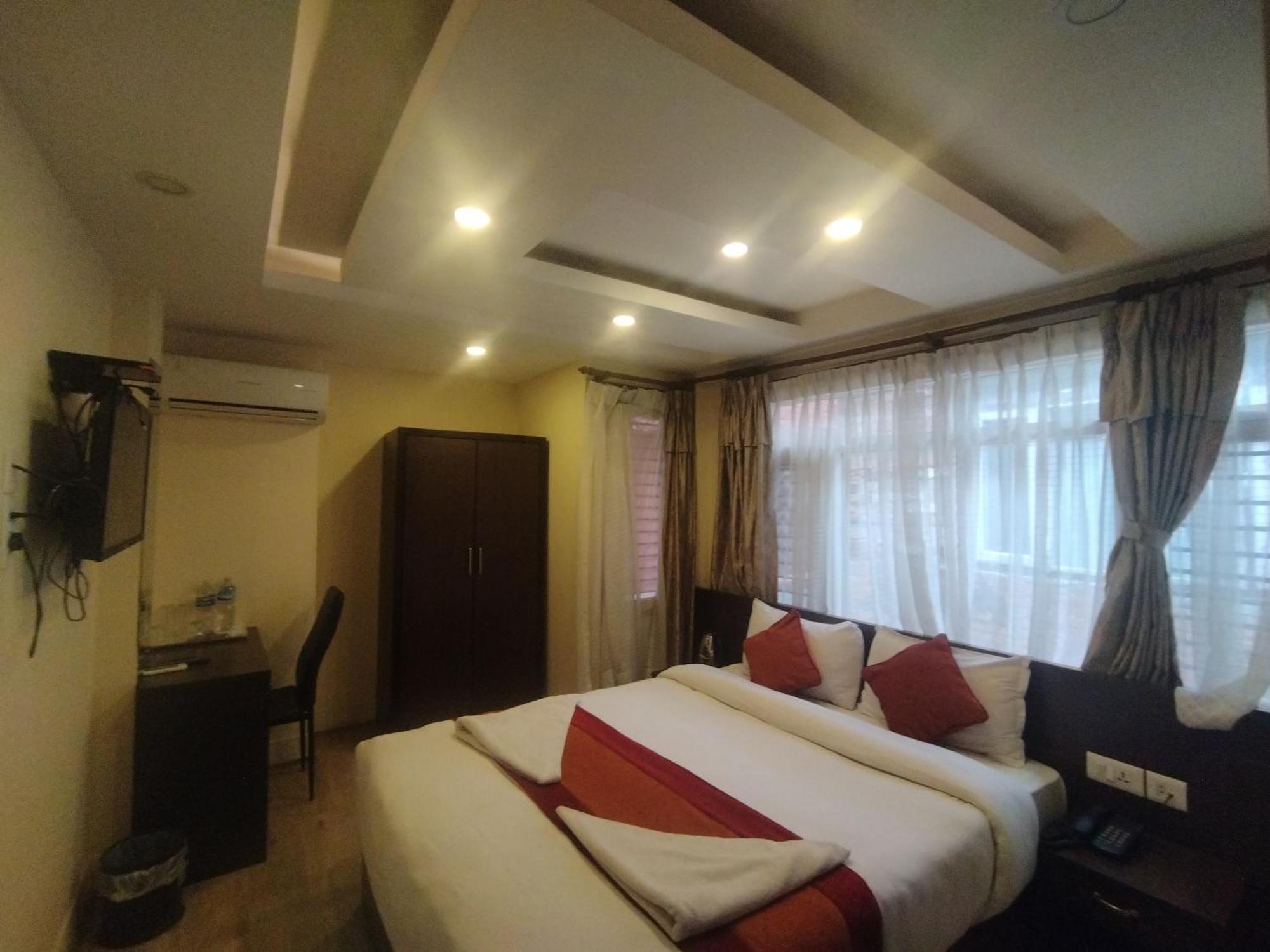 Hotel Sapana Garden Kathmandu Exterior foto